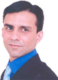 Imran Saeed, palmist